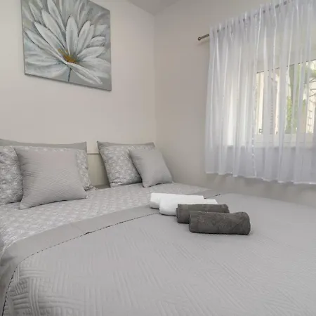 Appartamento By The Sea Seget Vranjica, Trogir - 23880 Seget Vranjica